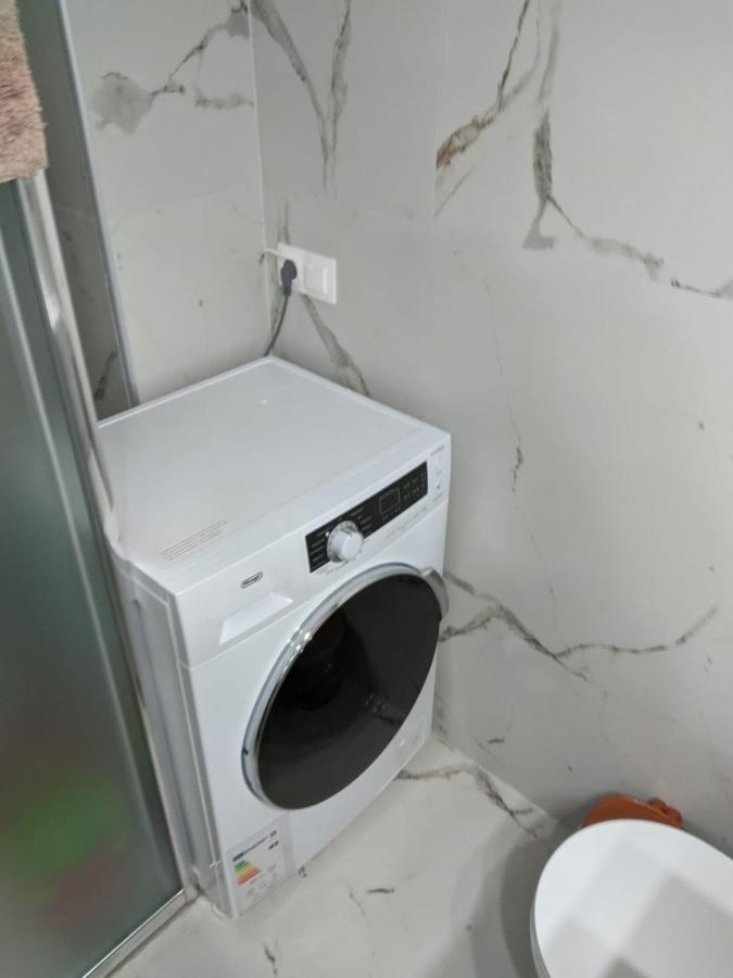 Full Apartment Near Kato Patissia Athens Exterior photo